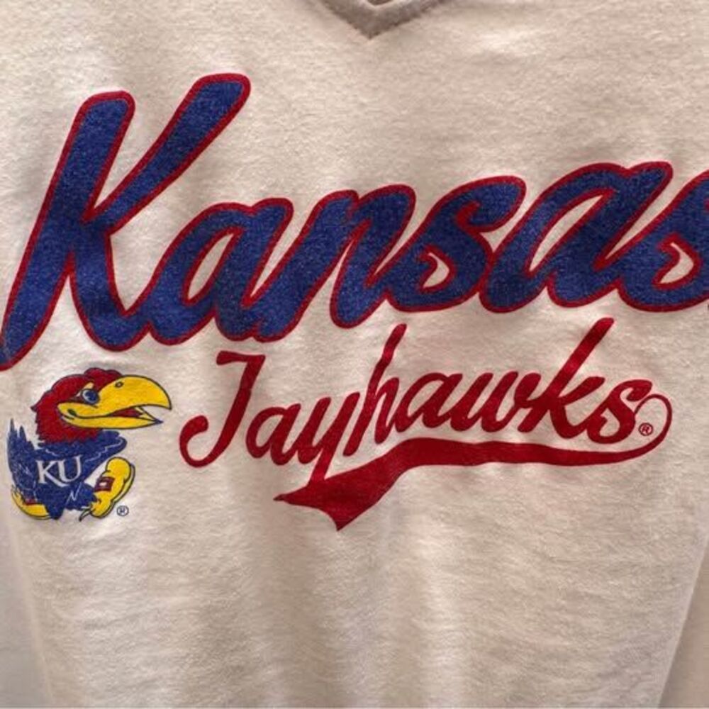 XL White Kansas Jayhawks V-neck T-shirt
